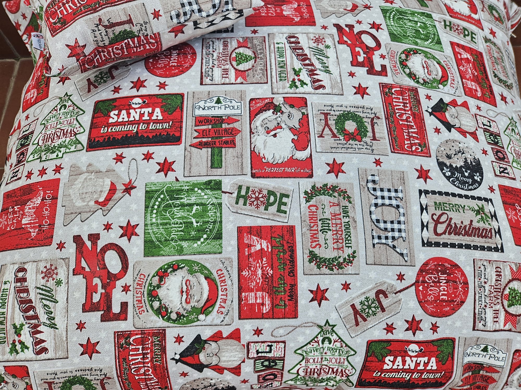 Funda Navidad (estampado 2025) para cama de perro o gato + cojín - Imagen 2